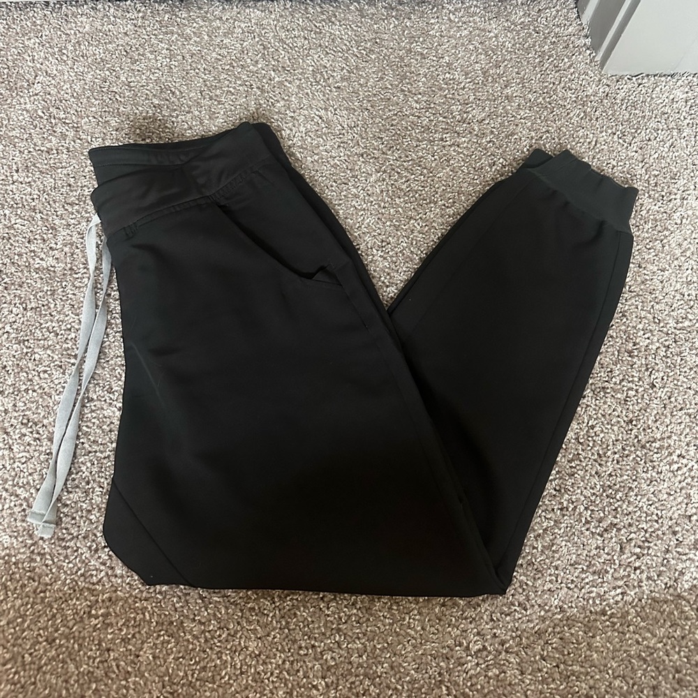 FIGS Zamora Jogger Scrub Pants